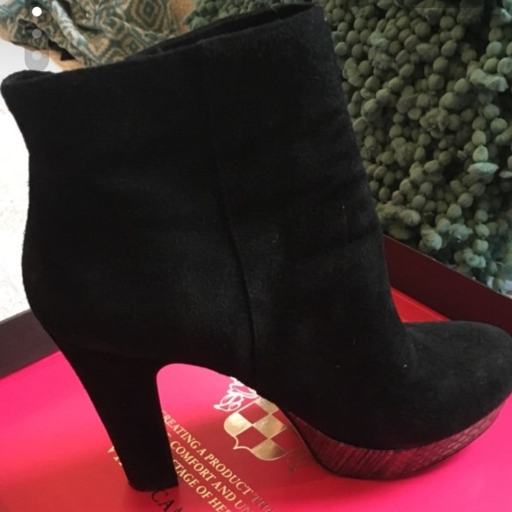 Vince Camuto shoes